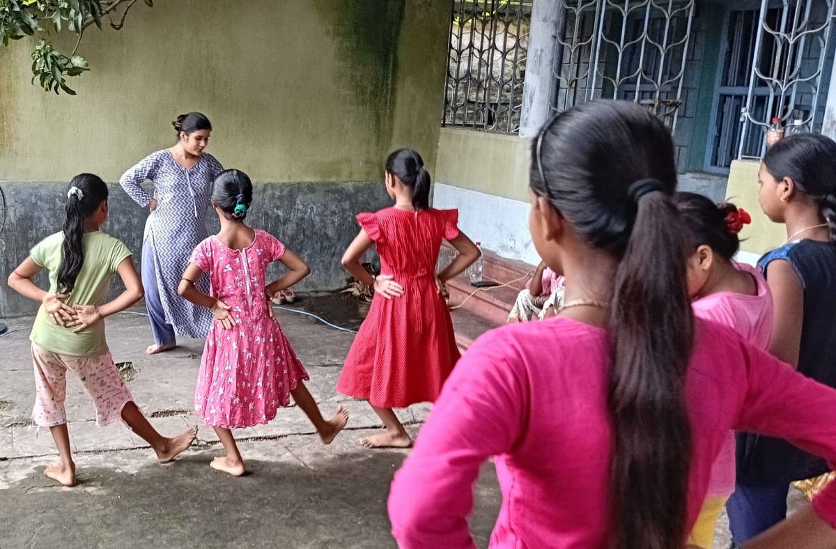 No alternative text provided