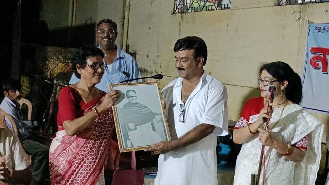 No alternative text provided